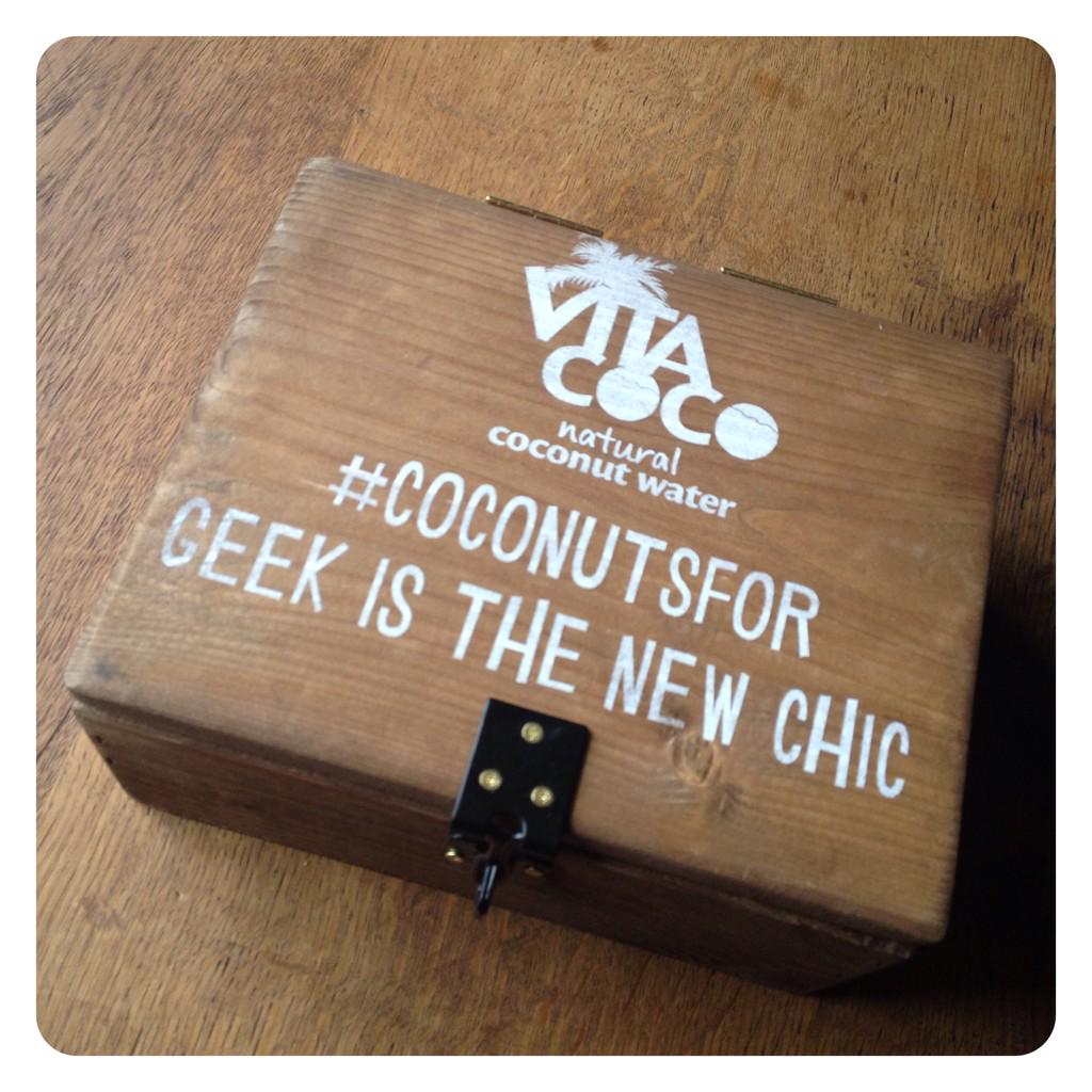 geekisnewchic's tweet photo. Thank you @VitaCocoUK this is the best blogger gift I've ever been sent. #coconutsfor #LFW15 http://t.co/yeKBhtDrgN