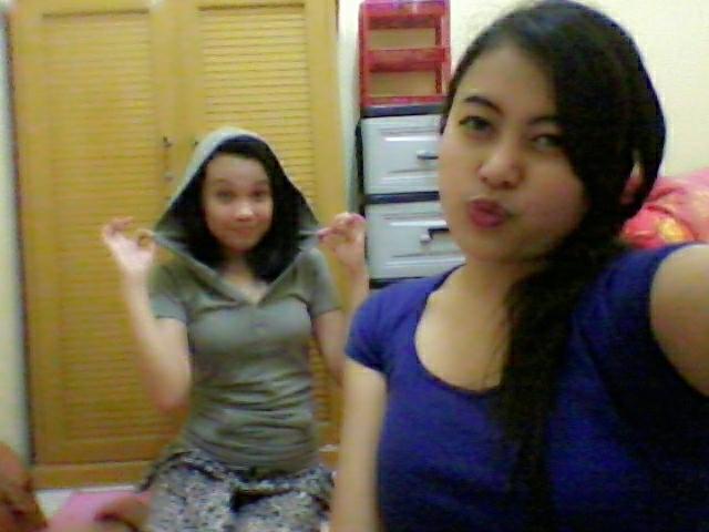 Evimariachandra's tweet photo. Imlekan bareng lalala yeyeye (anak alay) hahaha cc: @dede_deee http://t.co/sJVgPfphRG