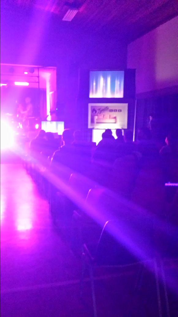 IgniteHSRetreat's tweet photo. #throwbackthursday to #Ignite2014 #Rest #worship - Make sure you register for #ignite 2015!! http://t.co/Sp0XhHQtte http://t.co/6bfPBcQnXd