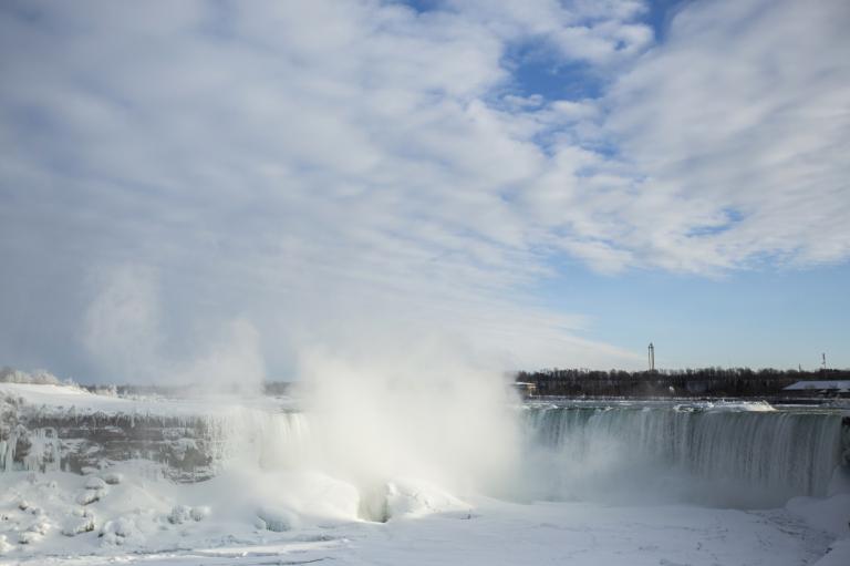 BBCNewsbeat's tweet image. The Niagara Falls has partially frozen over