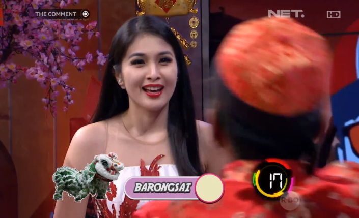 Sultanplur's tweet photo. Duo host @danangpostman&amp; @imamdartolagi main games nih sama @ruben_onsu&amp; @SandraDewi88! #TheCommentLagiImlekan http://t.co/vfNadmQbbR