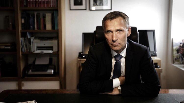 Thomas_Rohde's tweet photo. .@jensstoltenberg: »Jeg har set et Danmark, som jeg beundrer« http://t.co/kbSj6ttINc #dkpol http://t.co/eKZHa5SI8C