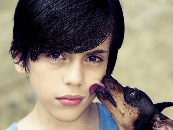 inoccentboys's tweet photo. Can Smartphones create children Smarter?: Can Smartphones create children Smarter? It ought… http://t.co/p1GUvKnLoW http://t.co/diRrOQBTMp