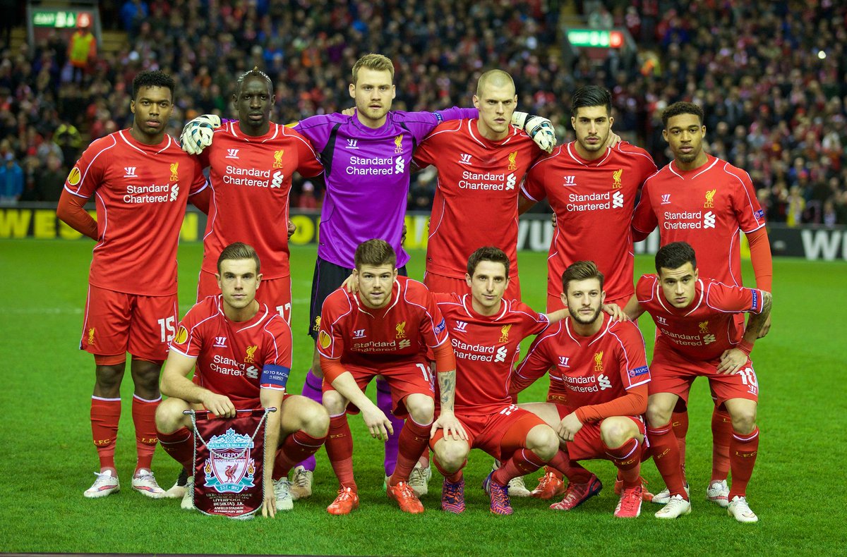 Uzivatel Liverpool Fc Na Twitteru Photo Lfc S Pre Match Team Photo At Anfield Http T Co Ghmvlmrbiw
