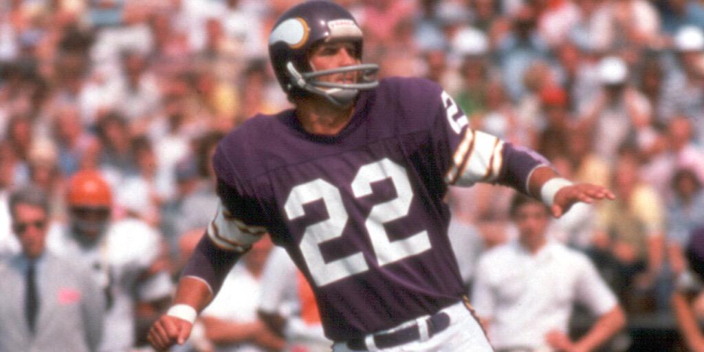 Happy Birthday to the all-time leading intercepter, Paul Krause!
 
HOF Bio:  