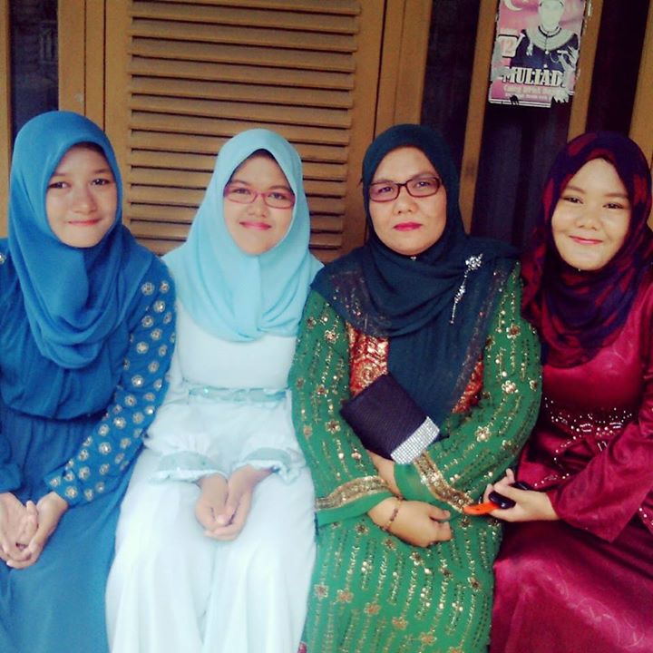 Habes pulang dari pesta 
foto dulu :D