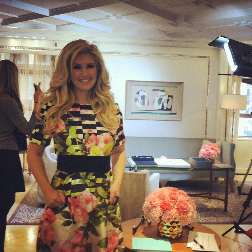 BiancaDLGarza's tweet photo. Winter no match for my #OscardelaRenta @neimanmarcus find! 🎀#lastcollection #fashion #icon @TiffanyAndCo #gardenparty http://t.co/WG3Zvigrio