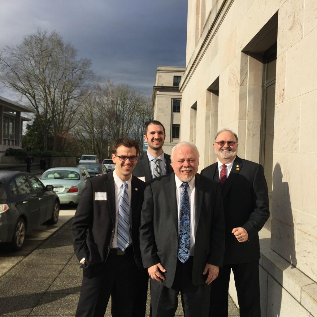 BentonforSenate's tweet photo. Here I am meeting with local Optometrists at the Capitol last week! http://t.co/1W5HBeMyJj