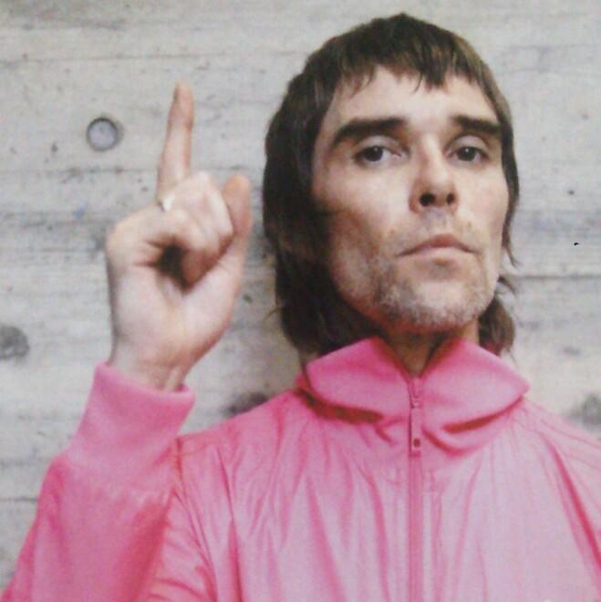 Japan time , became Ian\s birthday!
Happy Birthday Ian Brown You\re My Star ...Forever 