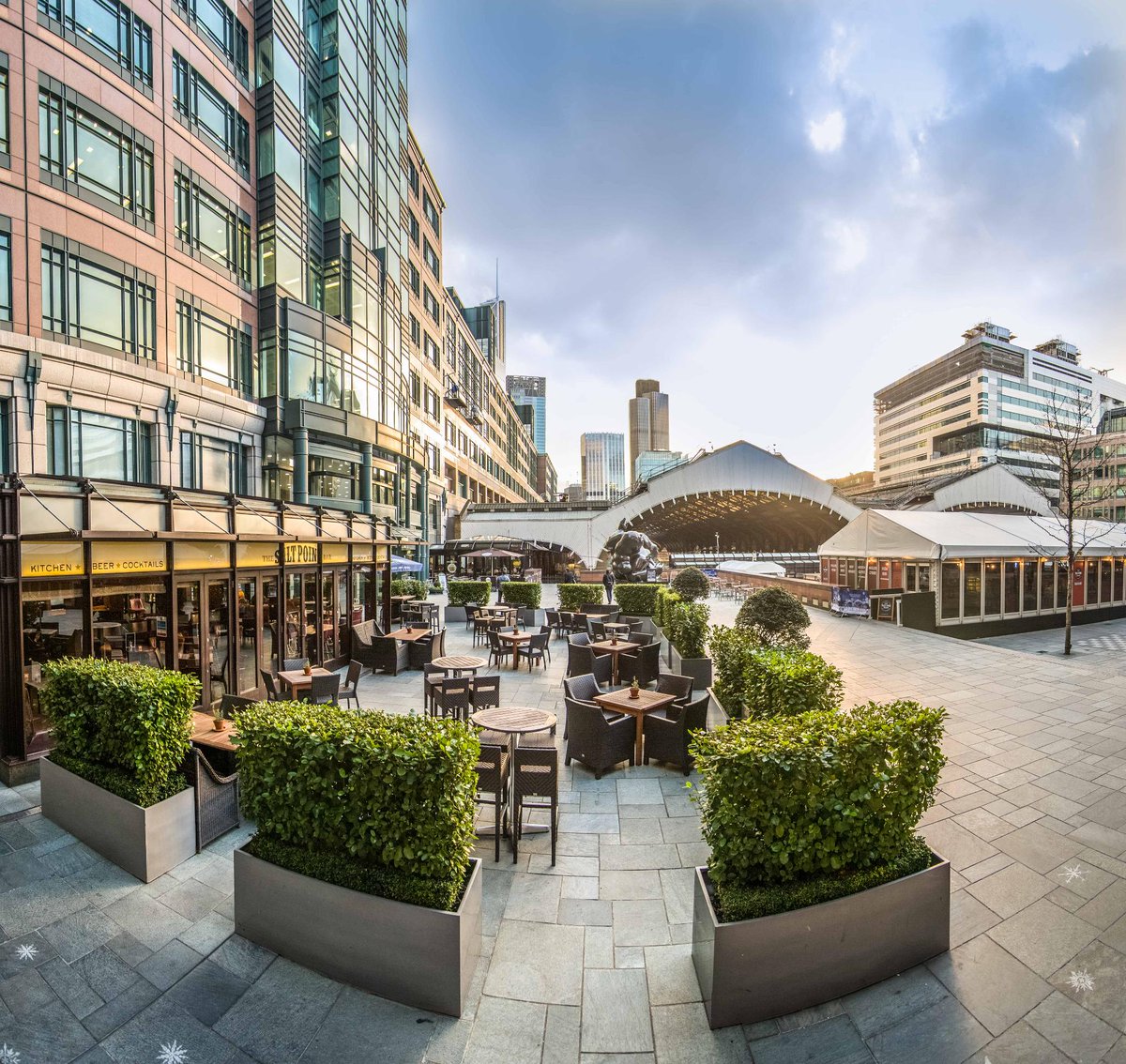 SaltPointBar's tweet image. Looking forward to this square being full of sun and drinkers again! #RollOnSummer #exchangesquare @BroadgateLondon