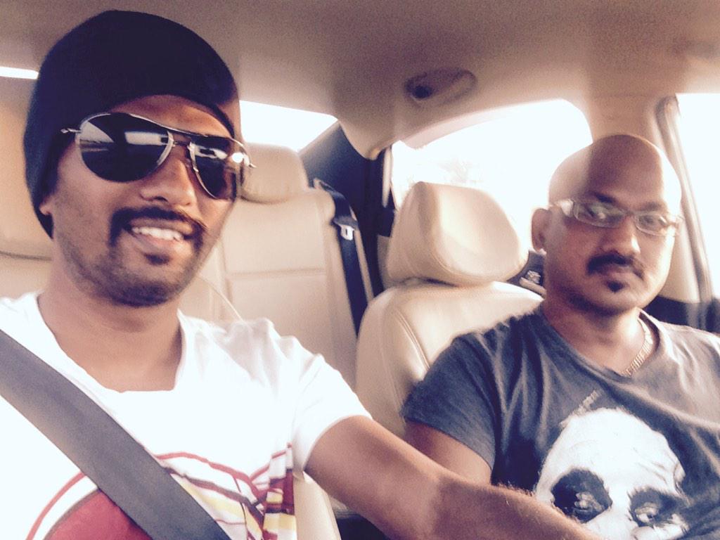 kishore_te's tweet photo. Now i am going to kerala on the way my Director Kulandai Velappan and me😮😕😏🚗🚗🚗 http://t.co/zaHn4yNsPT
