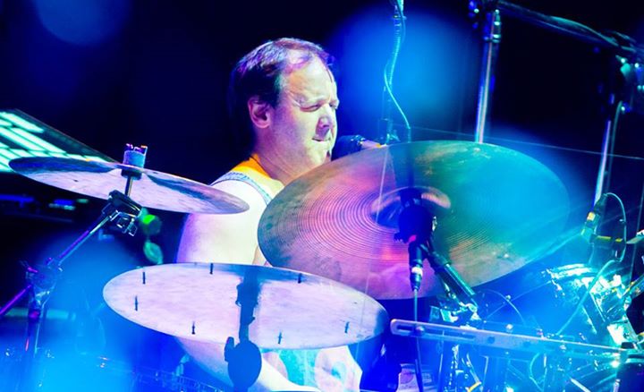 Happy 50th birthday to Jon Fishman! How many times have you seen at the beach? 