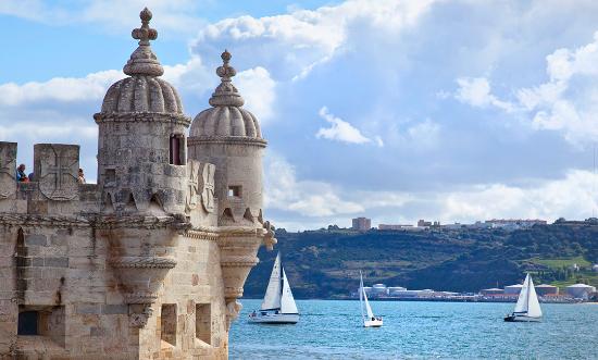 #Lisbon, #Portugal is one of the World's top 25 destinations in 2015 bit.ly/1gKwIua via @TripAdvisor