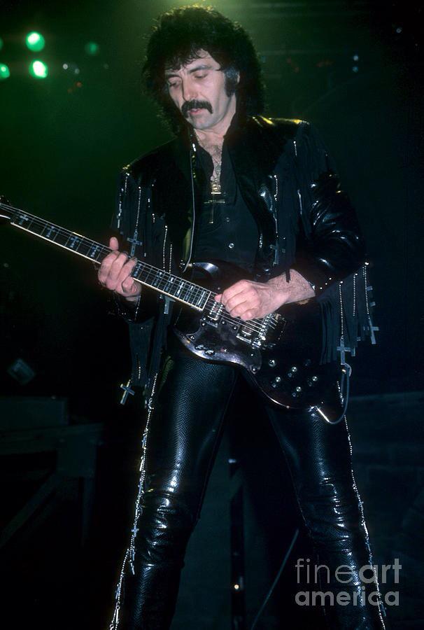 Happy birthday to legendary heavy metal guitarist Tony Iommi! 