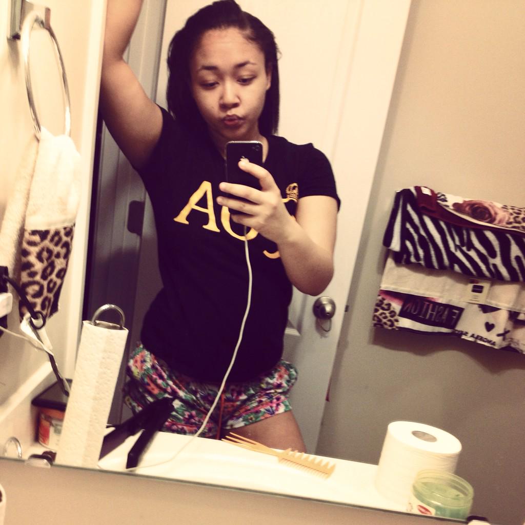 _LayMarie's tweet photo. #HeyWussupHello π http://t.co/VCSIWlMPtY
