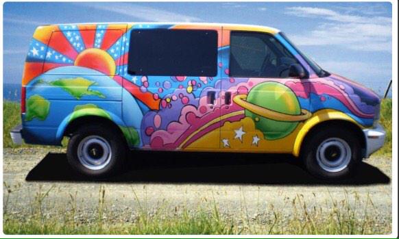 EmAndrews23's tweet photo. Just had the confirmation through that we're going to be travelling through California in one of these beauts 🙊😃 http://t.co/VvNFQbTe0j