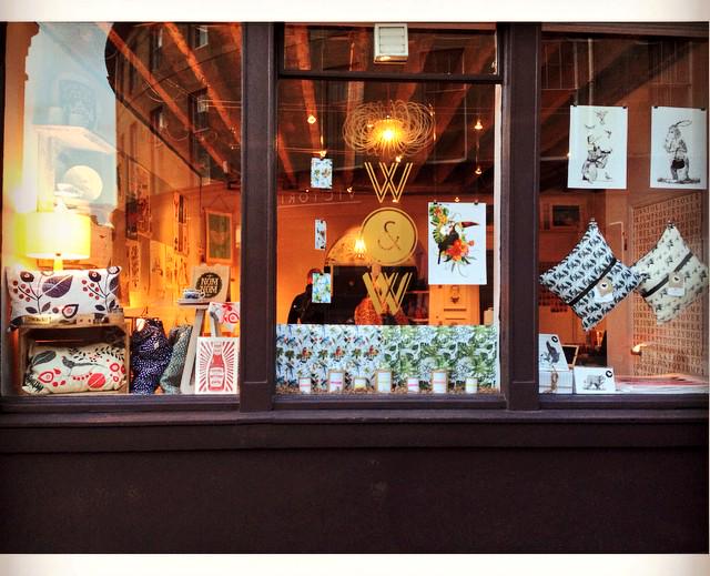 ChloeDishman's tweet photo. @whosit_whatsit it's window change day bye bye valentines hello spring #mothersday #independentdesigners #gifts http://t.co/NbeJ9axMH5