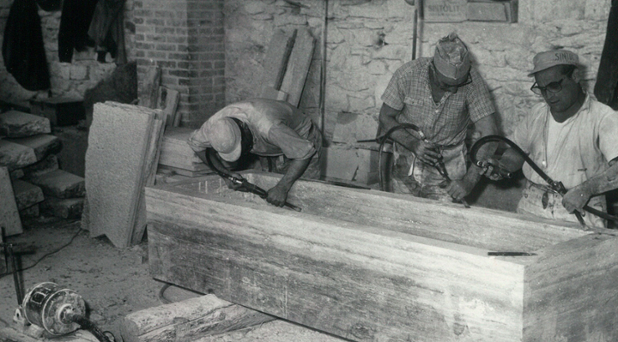 IMaestricom's tweet photo. @VaselliMarmi has an impressive history and we're proud to sell #vaselli on http://t.co/08GKnhx99H #tbt #travertine http://t.co/7DK3mzuKEN