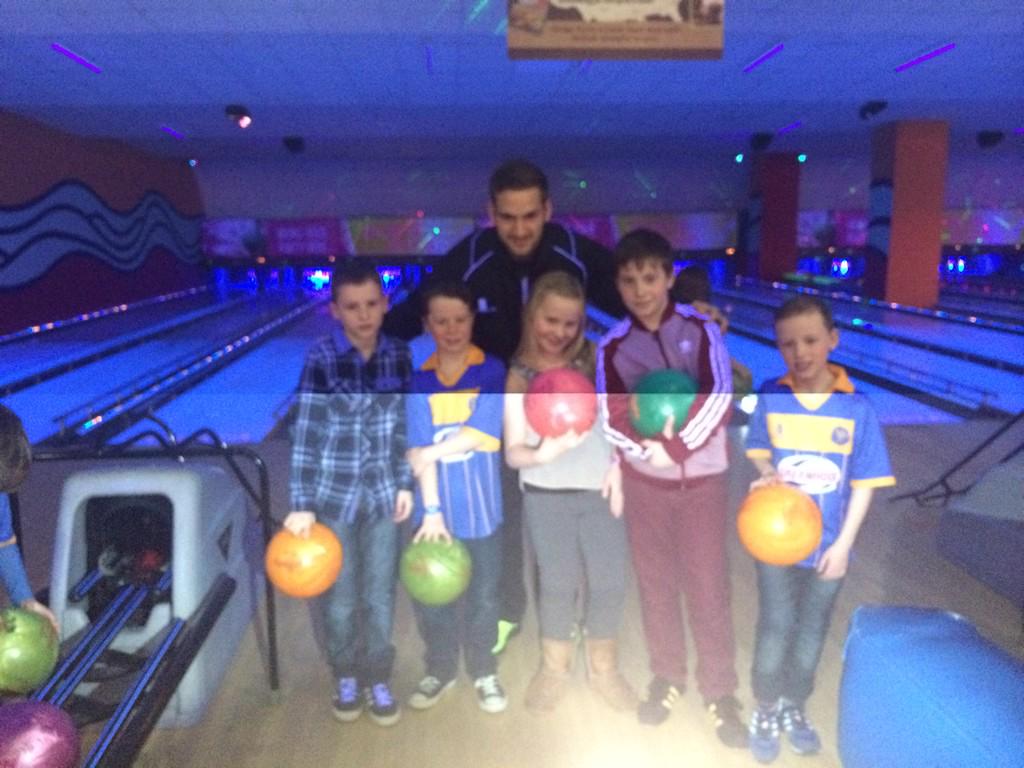 JuniorShrews's tweet photo. A great event for our members this evening! Thanks to @Mickeyd_09 and Jason for coming along, hope you all had fun! http://t.co/rfTHssNMZ9