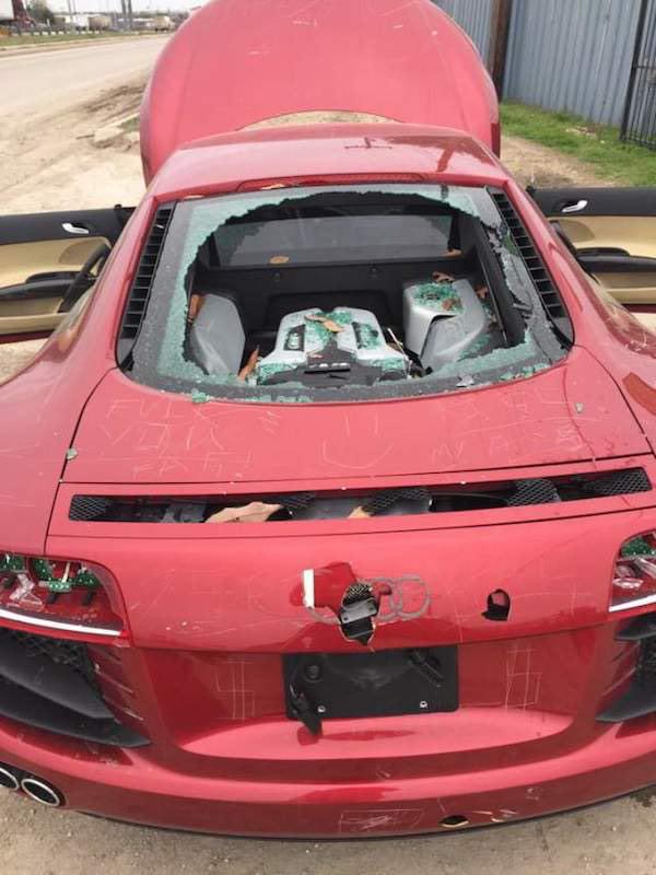 TmarTn's tweet photo. Wife destroys cheating husband's R8. I'm crying. http://t.co/OoUzijTrR9 http://t.co/Ik13XS5WnU