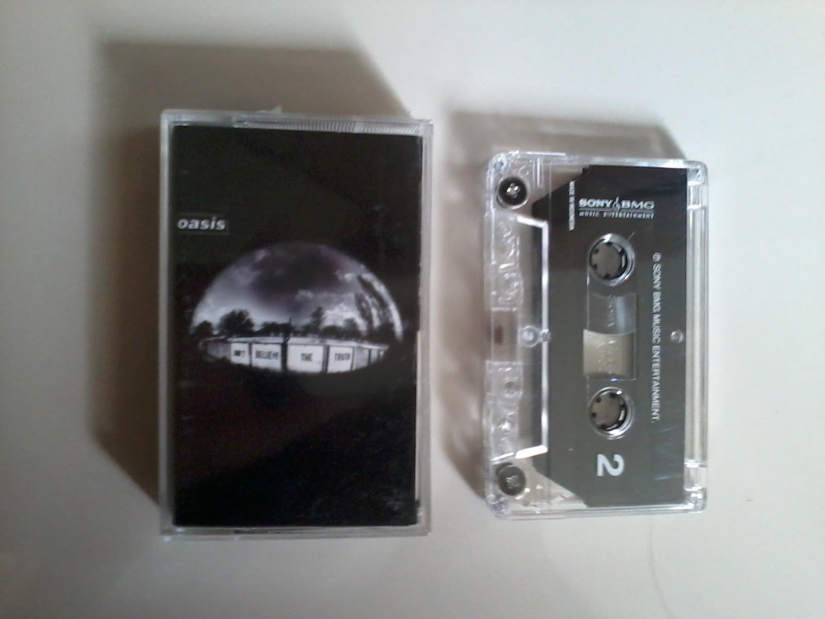 <a href="/gallagherfreaks/">Gallagher Freaks</a> misi admin. tolong RT ya kali aja ada yg minat.. kaset Oasis - dont believe the truth (40k)