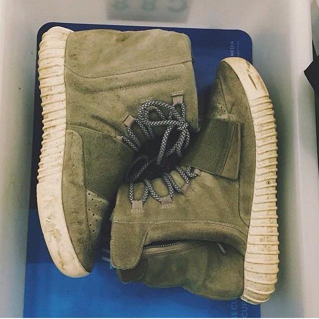 dirty yeezys