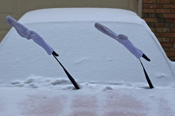 UberFacts's tweet photo. 15 winter life hacks you need to know... http://t.co/ME3sIMdiaq http://t.co/vqCk7mpY4d