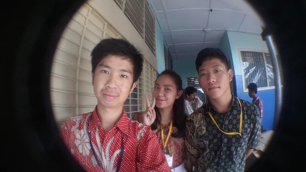 JasonBenediktoo's tweet photo. @11cahyo @TnMelkyFernando @gratianovita http://t.co/3zXM2A58lq