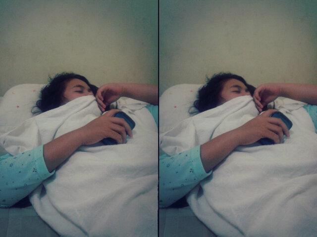 tidur aja ampee elee,,wkwkwk