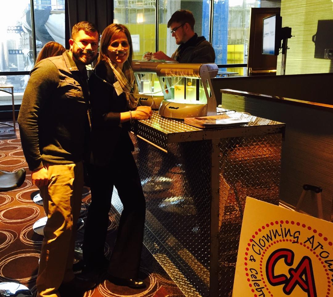 christiepruyn's tweet photo. Smokin' w @atmolino . Well, really partaking in an all natural oxygen bar! @ChicagoMPI #mpitechcon http://t.co/MSS1UCCzzR
