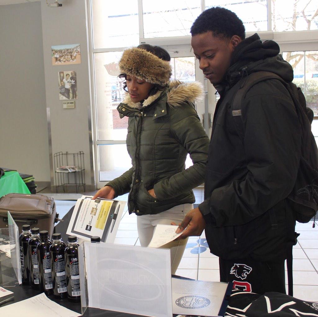 ABevyInc's tweet photo. Another successful #YRUAlive pre-event today at Clark Atlanta University! #ValueBlack http://t.co/v9WMPQg4XM