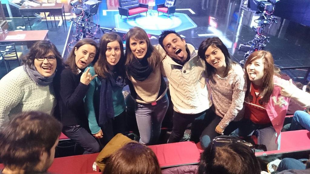 Fosofrito's tweet photo. Je jee.. RT @Bettittu: Tonterias ???, las justas... o no !!! Hoy #EnElAire183 @EnElAireAB Lo Petamos !!! http://t.co/fSGzBGXuY6
