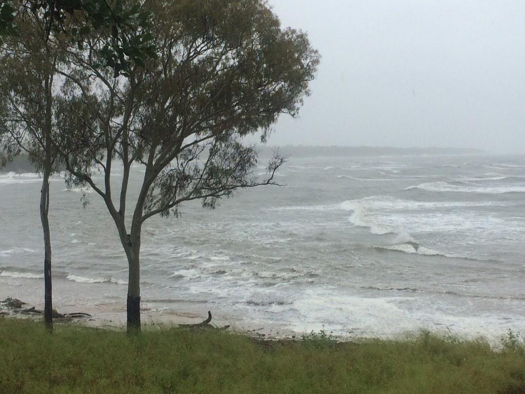 ebony_jmb's tweet photo. #canoepoint #wildweather #tcmarcia http://t.co/sgQE8dwzhS
