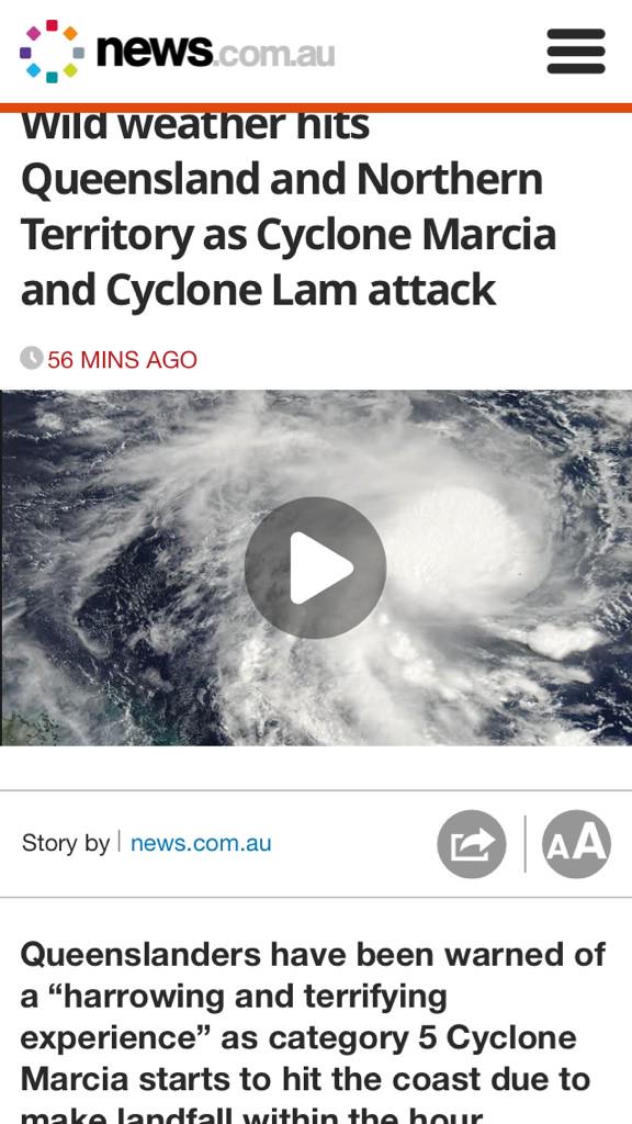 GinaGcups's tweet image. 😳 s&apos;abit stormy here! ☔️⚡️☁️🌀 #category5cyclone