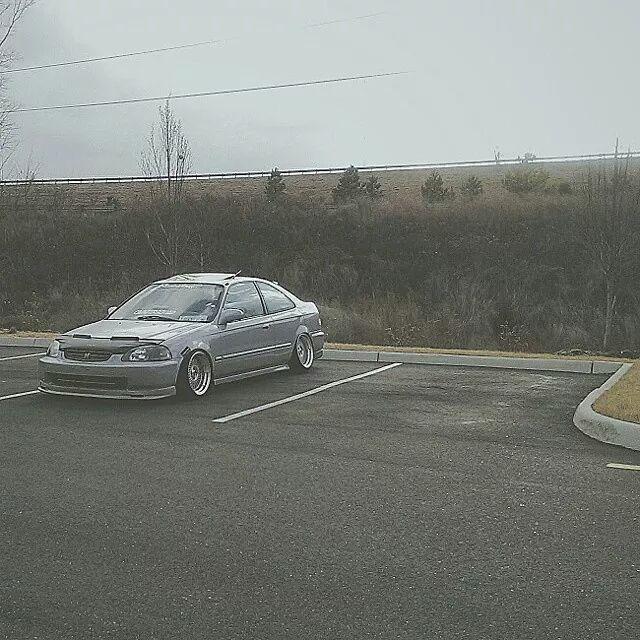 iB_Roseayye's tweet photo. My new baby girl, and you know I had to buy my Suzuki back too 😜 #slammedenuff #cambersquad http://t.co/b7jwlqQDXU