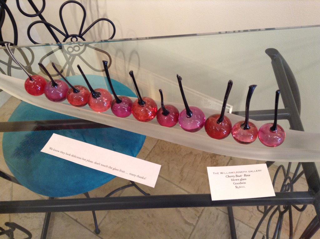 queenxdiamandis's tweet photo. @MarinasDiamonds Saw a few glass cherries today! #FrootOfTheMonth http://t.co/zFmLHK2r8s