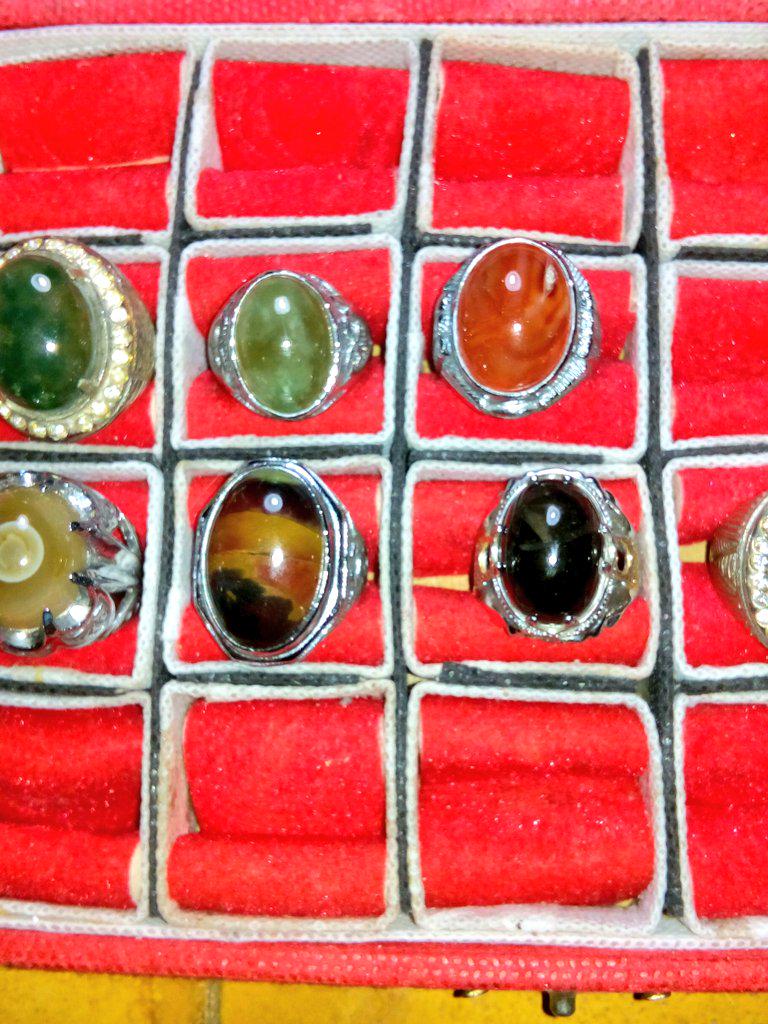 Monggo pake murah nya . dipilih om tante. Pin:2a8ec360 082391888168