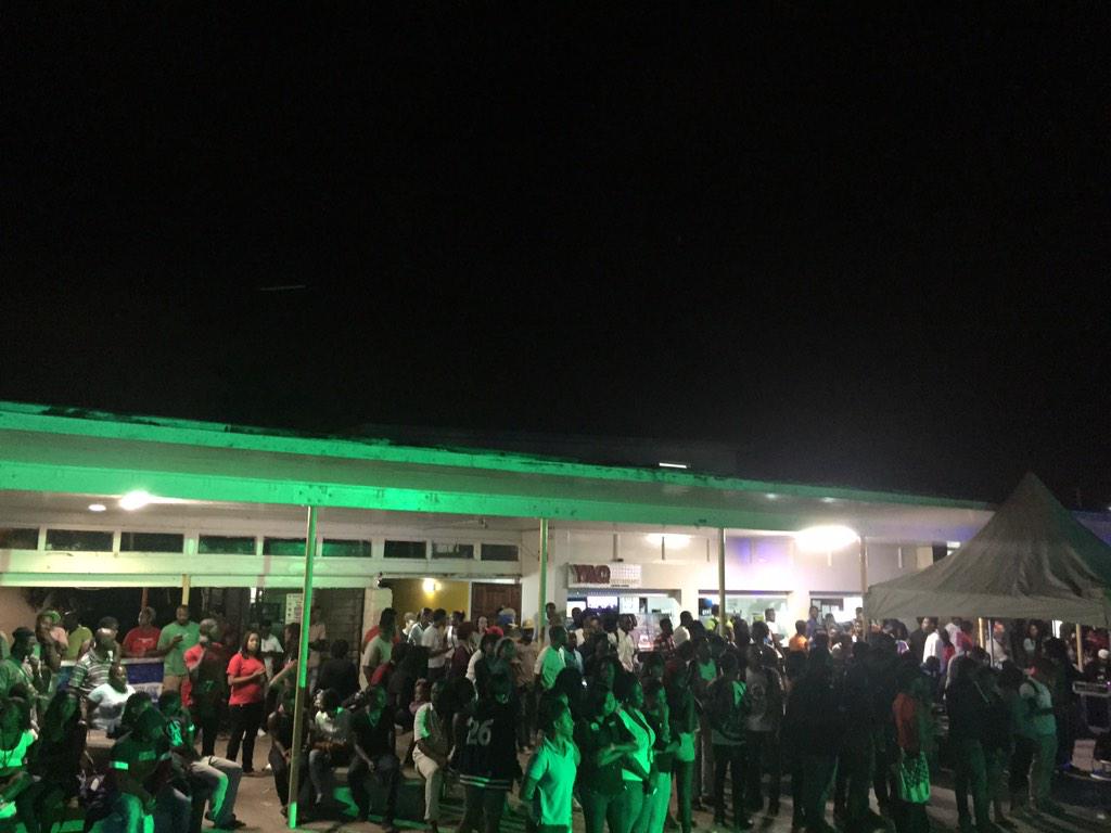 UWIMonaGuild's tweet photo. #ReggaeInte in full effect ! http://t.co/yqe423IEU1