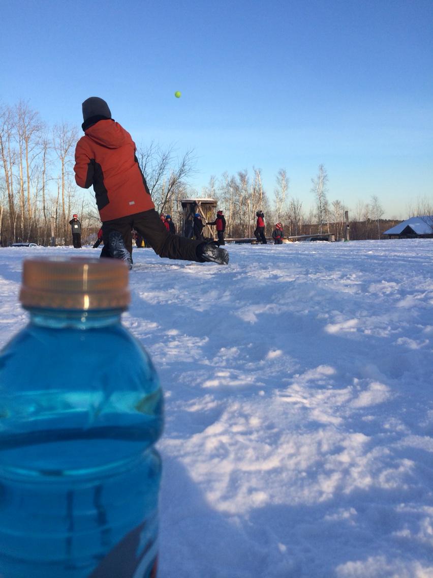 MrBeeeeeee's tweet photo. 1st Annual LaCrosse Gatorade Challenge @ LEC.  @cvelec2015 http://t.co/G34fSgqrkq
