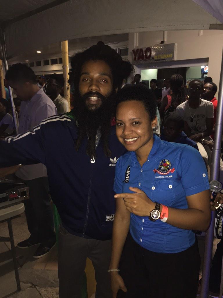 iAmYaadcore's tweet photo. β@UWIMonaGuild: @iAmYaadcore in the Building #ReggaeInte http://t.co/6inLqv8Elzβ