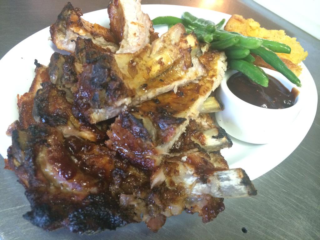 NotaBurgerStand's tweet photo. The Half Rack of Ribs... Hungry? http://t.co/GtcxRHhfGK
