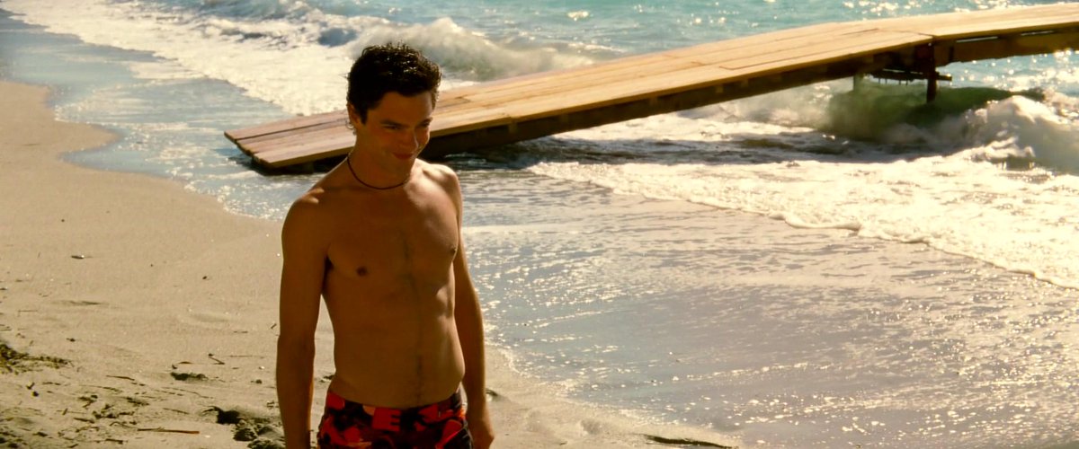 WHAT THE HELL IS STARK DOING ON MAMMA MIA?

I AM DYING HERE.