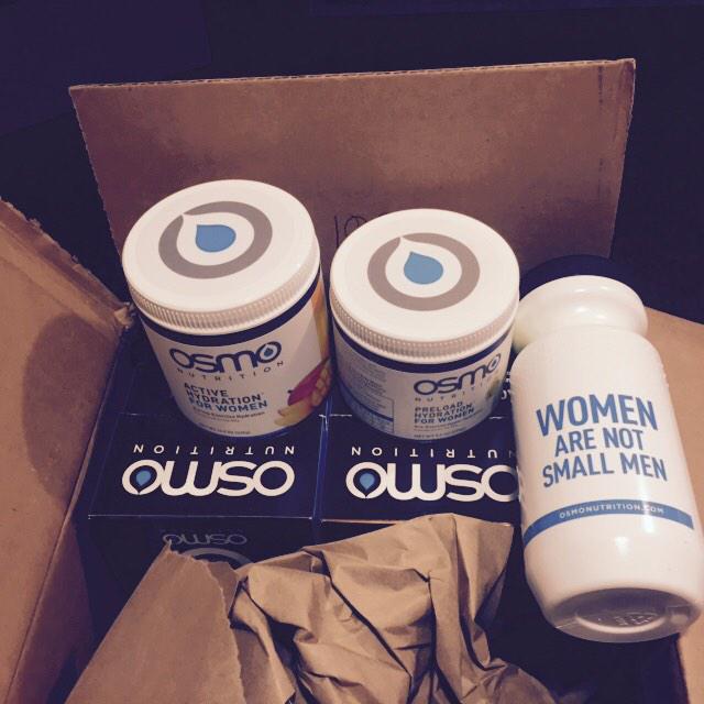marysrobbins's tweet photo. Thanks @osmonutrition for supporting @TMSIOSEliteTeam ! Now if only it were warm enough to sweat #brr #readyforsummer http://t.co/alIcaoMniq