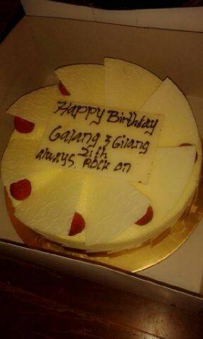 Happy birthday to our owner
Keep young, keep strong, keep care
@Galang_Gakuzhai <a href="/GilangIswara20/">GILANG ISWARA</a> 
#God #Love #Twin