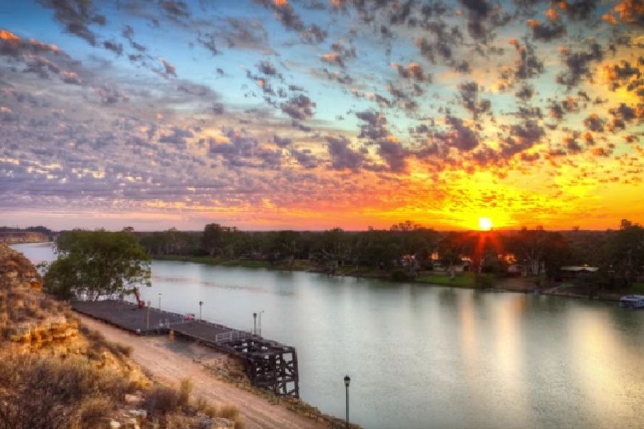First Nations from the Murray-Darling Basin call for water justice. #indigenous  #water goo.gl/Q6rm4Z
