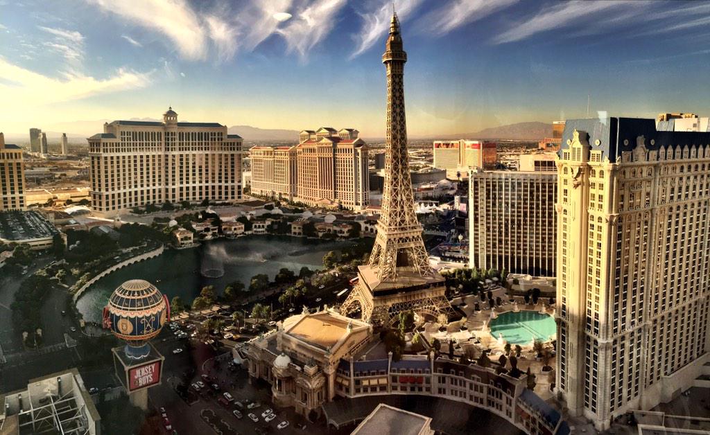 ekunnen's tweet image. Awesome view from Planet Hollywood in Las Vegas at the #eLearning2015 ITC Leadership Academy alumni reception!