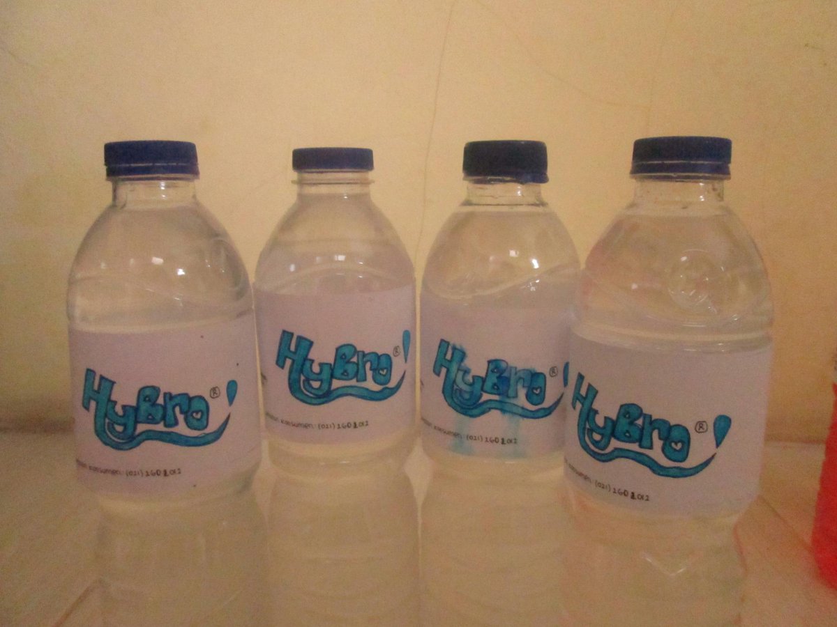 AsusilaShop's tweet photo. Minuman berisotonik! dijamin gabikin miskin&amp;dapat mencegah galau berkelanjutan.5k.Dapat dibeli di toko terdekat. http://t.co/5ioe8axxuN