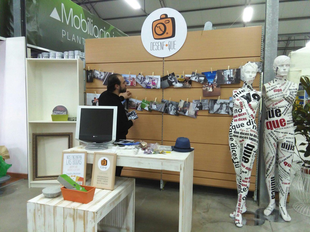 grupodesenfoque's tweet photo. Casi todo preparado para el IV EventoFloral en Viveros la Mezquita!! A partir de mañana os esperamos!! http://t.co/eBxUhCqeFZ