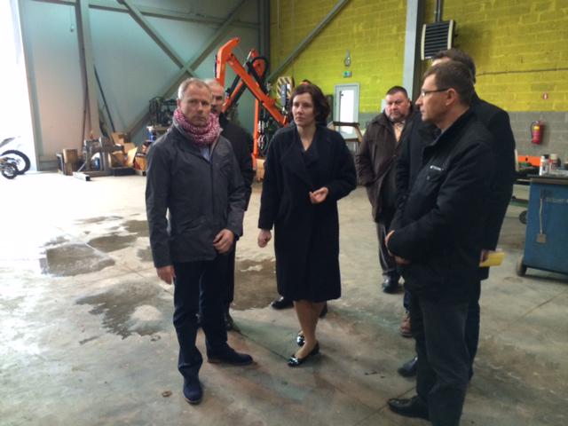 ZemniekuSaeima's tweet photo. Turpinās @EM_gov_lv vizīte @LPKS_Latraps. http://t.co/97e5tK3SA4