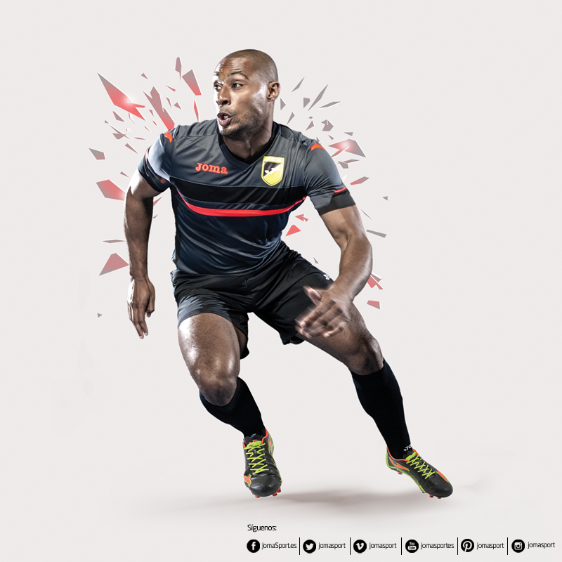 JomaSport's tweet photo. El nuevo catálogo textil 2015 viene repleto de novedades… ¡permanece atento! ;) http://t.co/L2kuIhYk8y